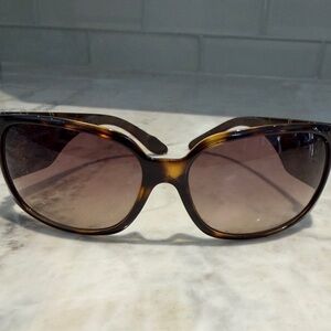 CHANEL Brown Gradient Sunglasses